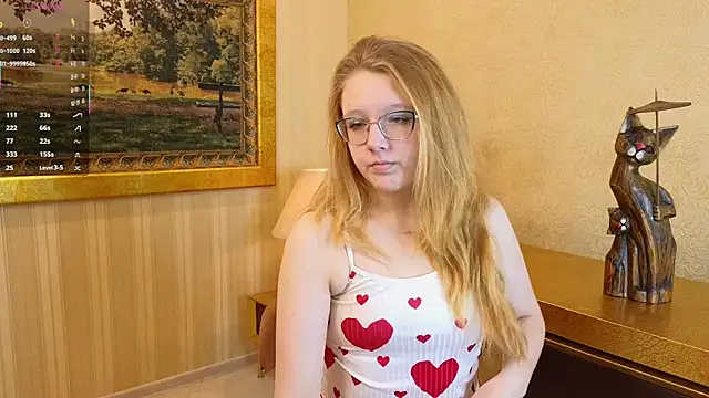 AlinaAldrete online show from 11/30/25, 05:00