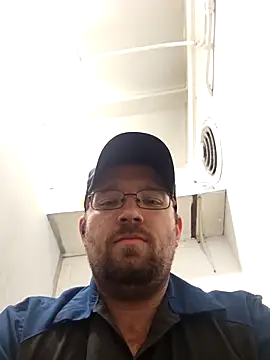 dakotafail92 online show from 10/17/25, 08:33