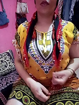 Snapshot of sondimila chatting on 04/25/26, 04:48 sondimila online show from 04/25/26, 04:48