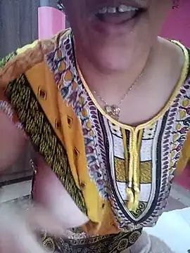 Snapshot of sondimila chatting on 05/21/26, 03:08 sondimila online show from 05/21/26, 03:08
