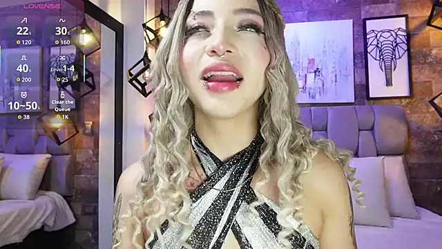 Sophia Bellucci online show from 12/18/25, 12:22