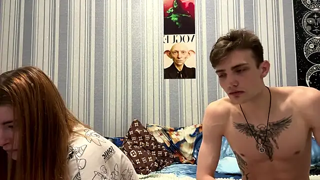 EmiliaCouple online show from 03/29/26, 05:46