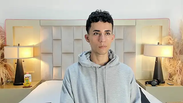 Zahir Ashar online show from 04/01/26, 07:33