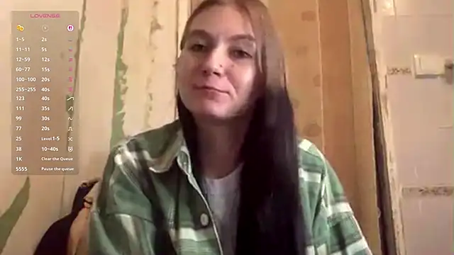 ArianeBhayani online show from 10/15/25, 09:15