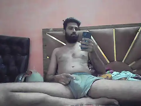 Snapshot of AlexSexMex123 chatting on 10/10/25, 04:11 AlexSexMex123 online show from 10/10/25, 04:11