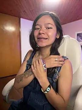 Ninfa pink online show from 12/16/25, 07:08