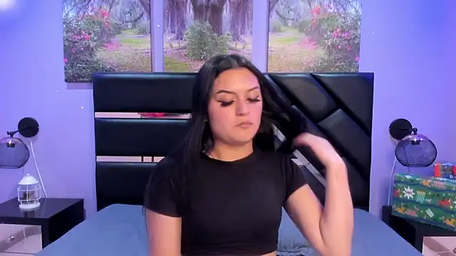 GAbrielaBotero online show from 12/15/25, 07:40