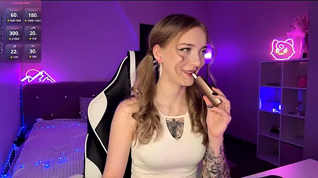 EvaPeace online show from 03/17/26, 12:30