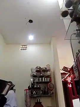 Honey-26 online show from 11/26/25, 07:31