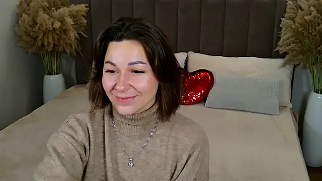 EdenSolis online show from 11/24/25, 09:31