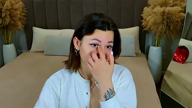 EdenSolis online show from 04/02/26, 08:56