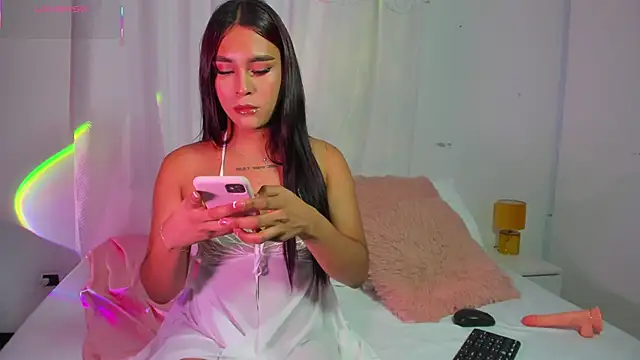 Grecia Moore online show from 01/18/26, 08:45