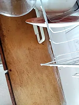 Snapshot of Valen_russo chatting on 10/28/25, 01:36 Valen russo online show from 10/28/25, 01:36