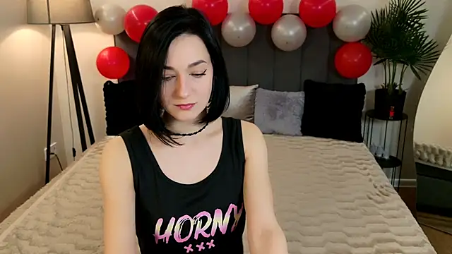 BaileeLynn online show from 04/19/26, 08:57