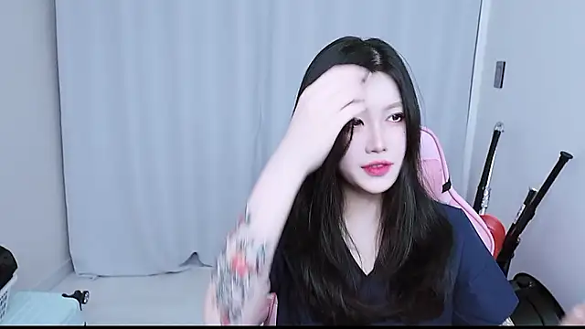 MISA 02 online show from 12/16/25, 12:10