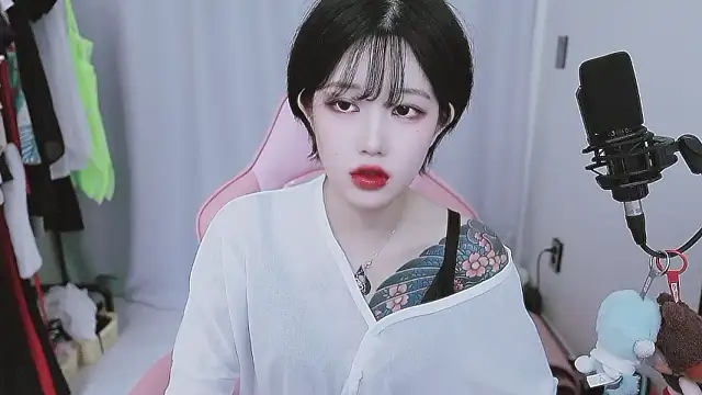 MISA 02 online show from 04/18/26, 05:55