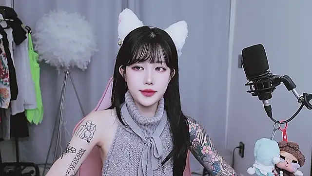 MISA 02 online show from 04/23/26, 12:29