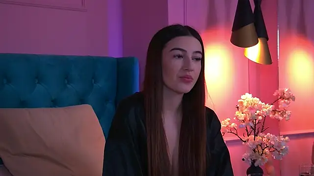 TaliaMorenne online show from 10/24/25, 04:47