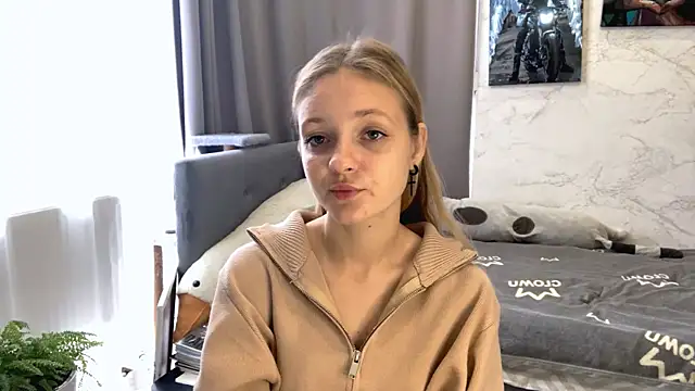 Snapshot of _petaI chatting on 10/14/25, 08:26 petaI online show from 10/14/25, 08:26