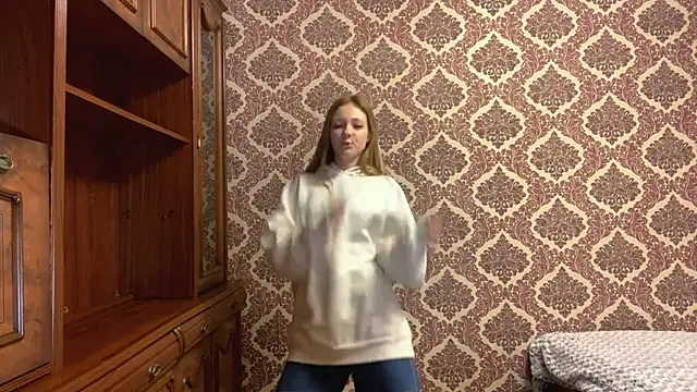 Snapshot of _petaI chatting on 11/09/25, 06:12 petaI online show from 11/09/25, 06:12