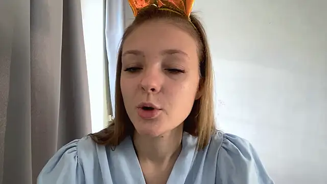 Snapshot of _petaI chatting on 11/11/25, 06:02 petaI online show from 11/11/25, 06:02