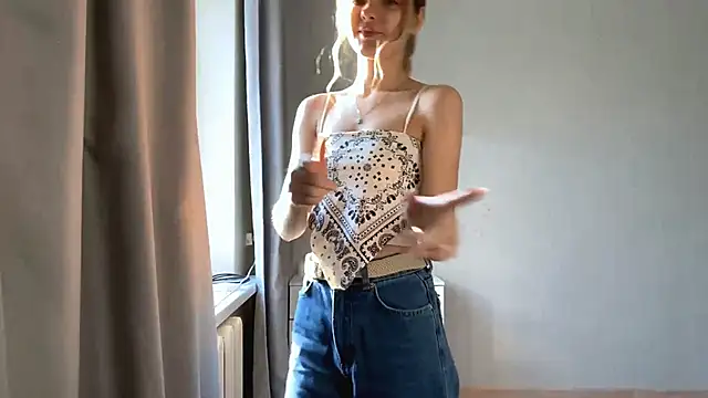 Snapshot of _petaI chatting on 11/16/25, 06:41 petaI online show from 11/16/25, 06:41