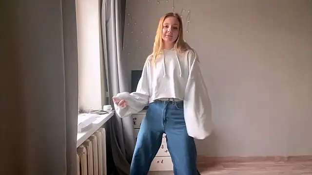 Snapshot of _petaI chatting on 12/15/25, 06:17 petaI online show from 12/15/25, 06:17