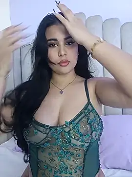 shainadavis online show from 10/25/25, 02:08