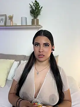 shainadavis online show from 04/25/26, 03:09