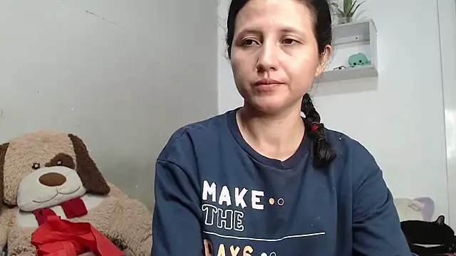 Renata Rivas online show from 03/10/26, 04:06