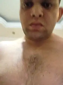 Snapshot of zen_malick chatting on 10/10/25, 12:42 zen malick online show from 10/10/25, 12:42