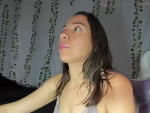 Perla Jonhson Rs online show from 11/05/25, 01:44