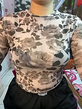 Xuka2594 online show from 11/05/25, 02:11