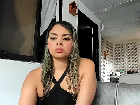 Snapshot of sarita-moree chatting on 05/21/26, 01:18 sarita-moree online show from 05/21/26, 01:18