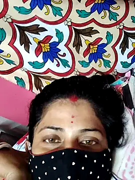 Snapshot of Khushi-20 chatting on 10/25/25, 09:17 Khushi-20 online show from 10/25/25, 09:17