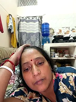 Snapshot of Khushi-20 chatting on 10/29/25, 07:26 Khushi-20 online show from 10/29/25, 07:26