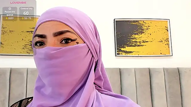  naylaa  online show from 11/07/25, 04:01