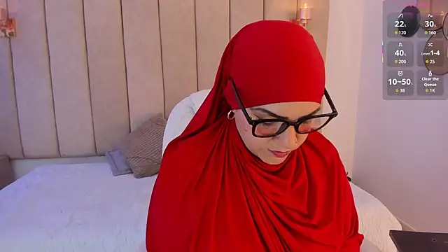  naylaa  online show from 12/20/25, 03:13