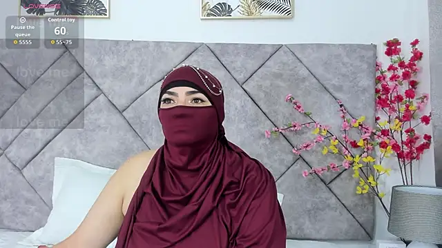  naylaa  online show from 03/31/26, 03:19