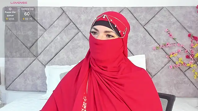  naylaa  online show from 04/08/26, 03:28