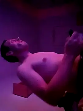 Snapshot of aripuppi95 chatting on 11/10/25, 11:59 aripuppi95 online show from 11/10/25, 11:59