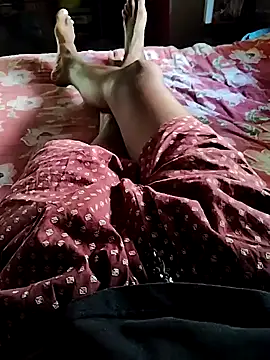 Snapshot of play_boy-raj007 chatting on 10/13/25, 05:29 play boy-raj007 online show from 10/13/25, 05:29