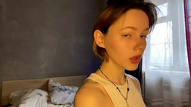 Snapshot of Kate_mikki chatting on 10/24/25, 04:42 Kate mikki online show from 10/24/25, 04:42