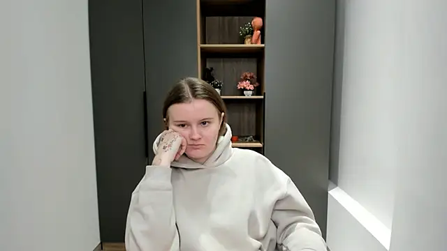 DaniellaPencil online show from 10/11/25, 04:33