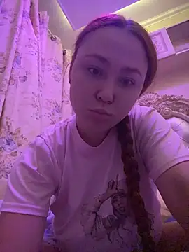 LolaMint  online show from 12/16/25, 08:03