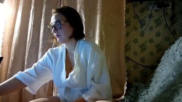 Snapshot of DiskedPolicy chatting on 12/16/25, 09:09 DiskedPolicy online show from 12/16/25, 09:09