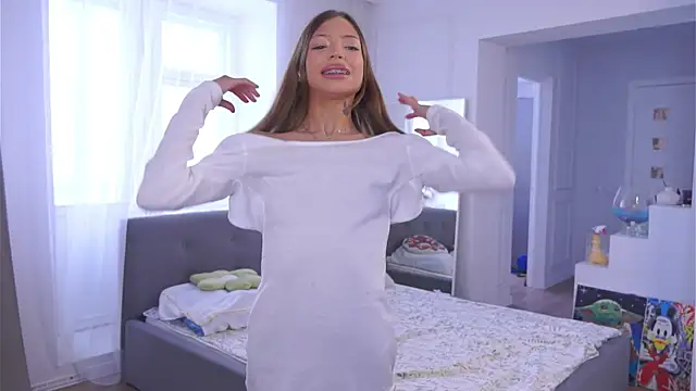 LoisKeedah online show from 04/21/26, 05:47