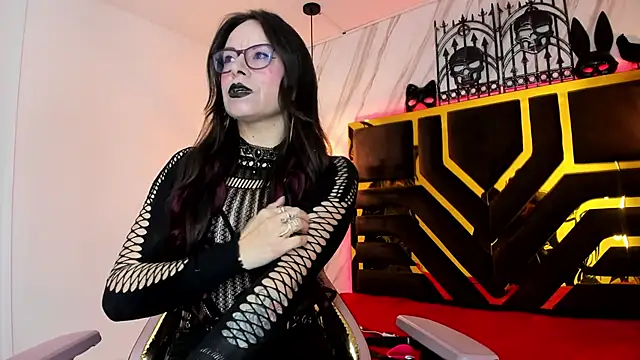 Evangelinejoness  online show from 10/26/25, 12:22