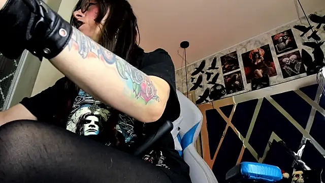 Evangelinejoness  online show from 02/01/26, 11:42