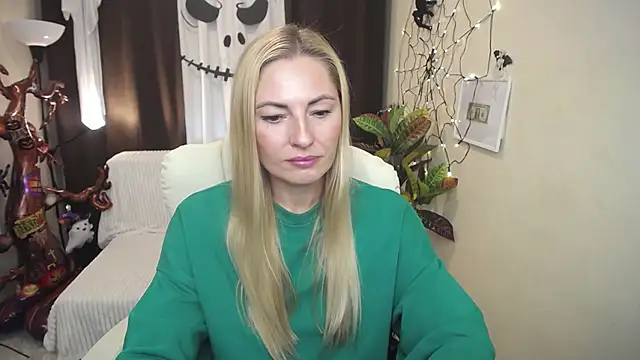 AnitaBlommby online show from 10/12/25, 12:15